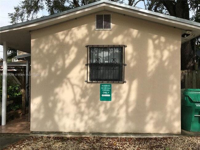 Building Photo - 5661 SW 4th St