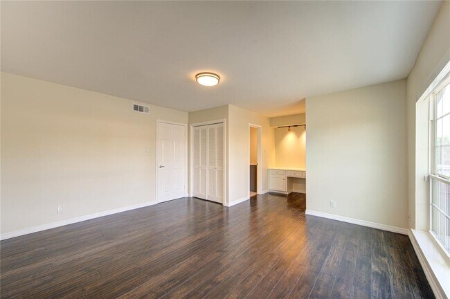 Building Photo - 1289 Blalock Rd