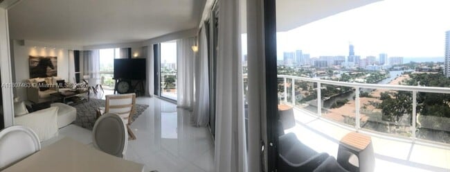 Building Photo - 3640 Yacht Club Dr
