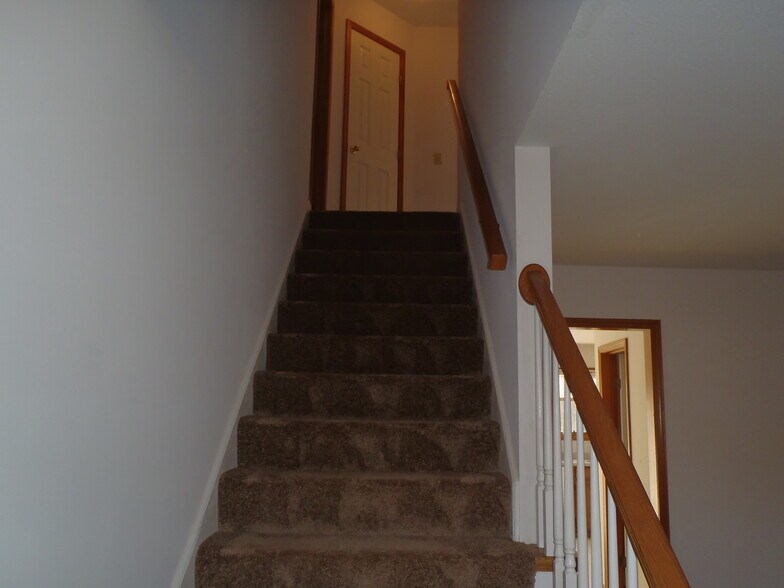 Building Photo - 4006 Beacon Hill Ct