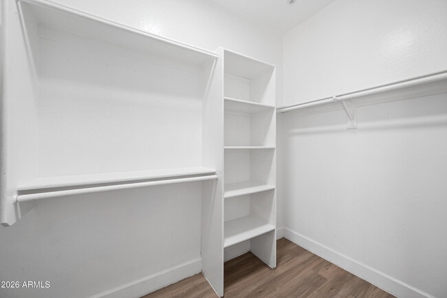 Building Photo - 4608 W Maryland Ave