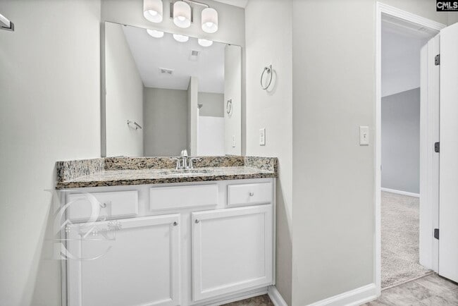 Building Photo - 131 Hunters Grove Dr