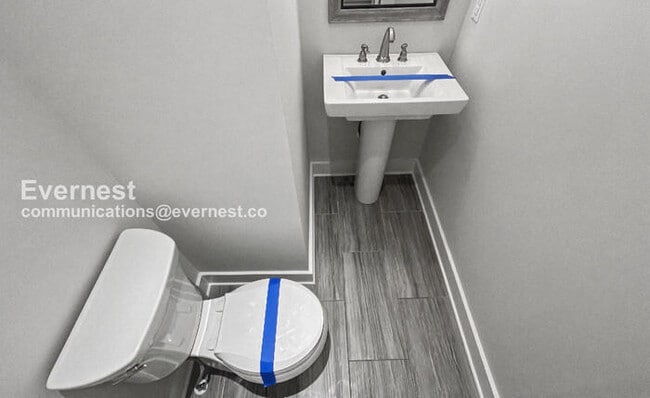 Building Photo - 4 Bed/2.5 Bath Home with Garage / Pet-Friendly / Available Now!