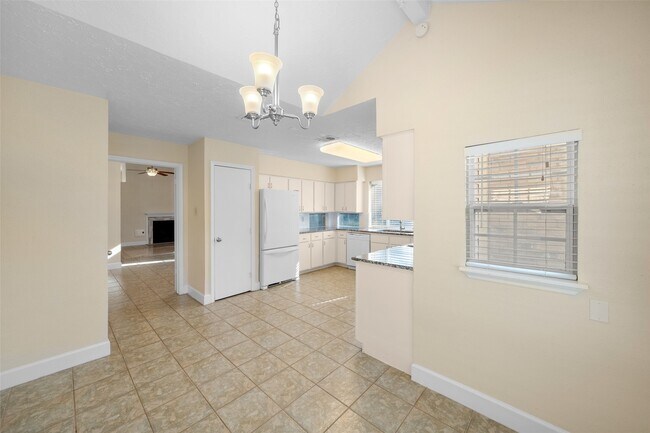 Building Photo - 5434 Garden Village Dr