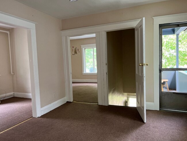 Building Photo - 64-66 Lincoln Ave