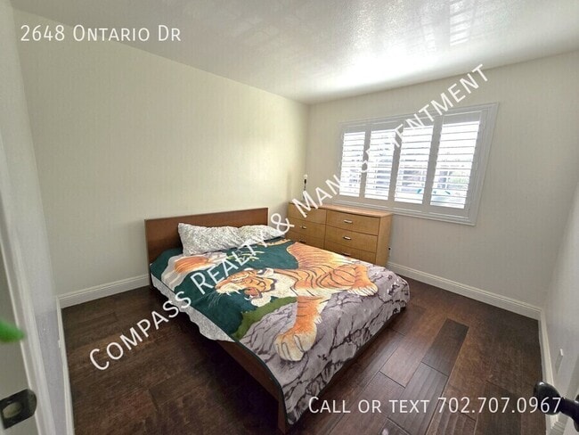 Building Photo - 2648 N Ontario Dr