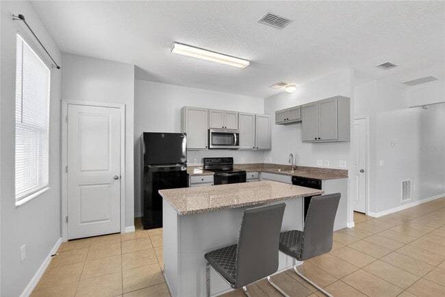 Building Photo - 11528 Southern Creek Dr