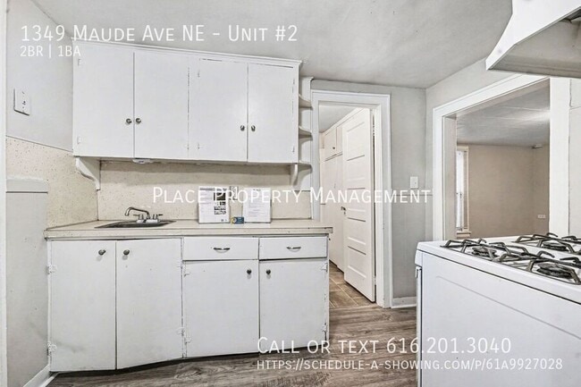 Building Photo - 1349 Maude Ave NE