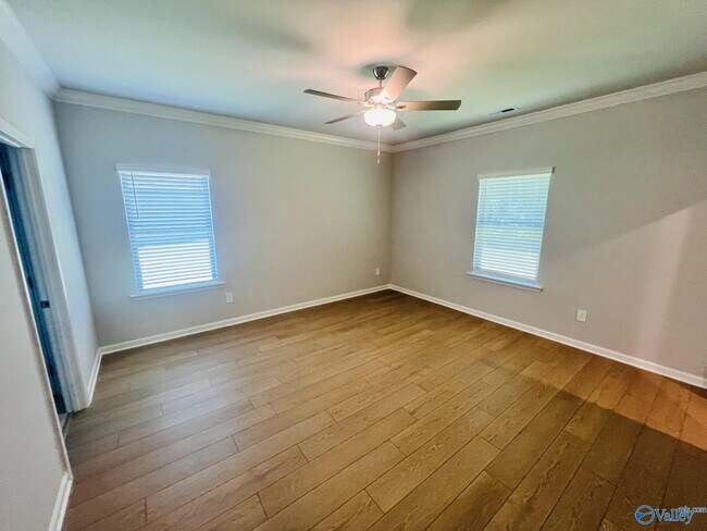 Building Photo - 15573 Ruthie Lynn Dr