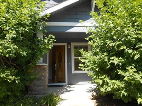Building Photo - 62677 Hawkview Road