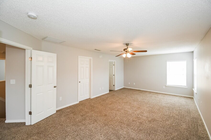 Building Photo - 1151 Autumn Point Ct