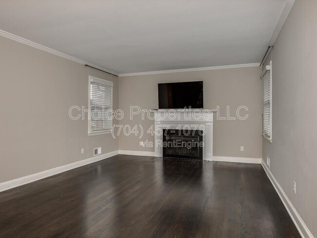 Building Photo - 1201 Seneca Pl