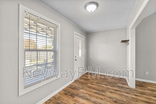 Building Photo - 110 Fox Haven Dr