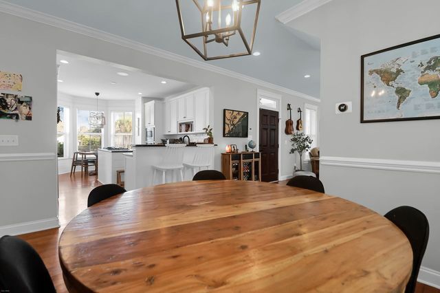 Building Photo - 1117 Sabrina Cir