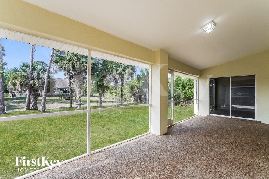 Building Photo - 2915 12th St W