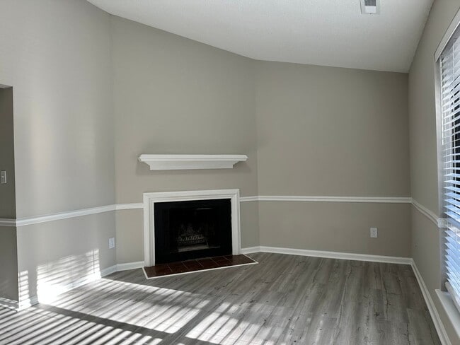 Building Photo - 4917 Pebble Beach Dr