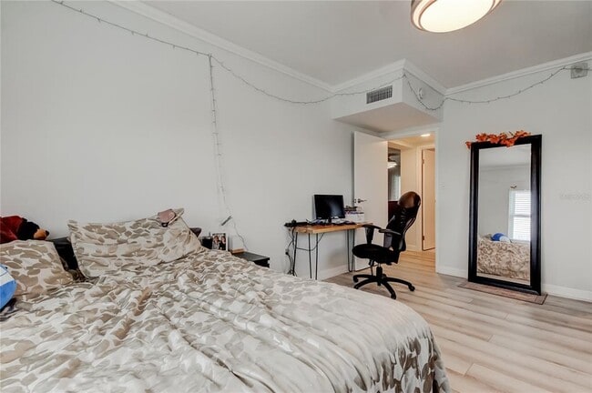 Building Photo - 7321 Central Ave