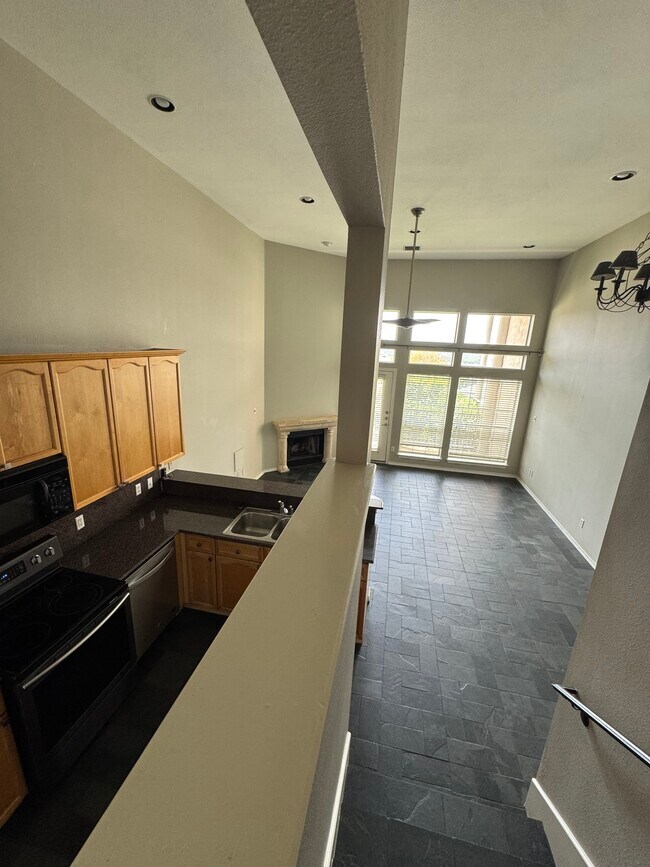 Building Photo - 2918 Ranch Rd 620