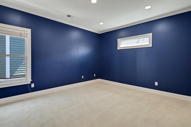 Building Photo - 147 Harbor Point Ln