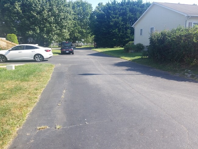 Building Photo - 47 Cypress Villa Ln