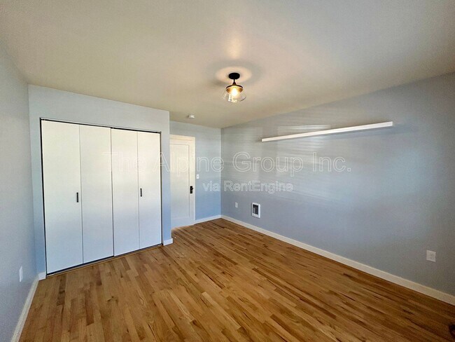 Building Photo - 4831 N Maryland Ave