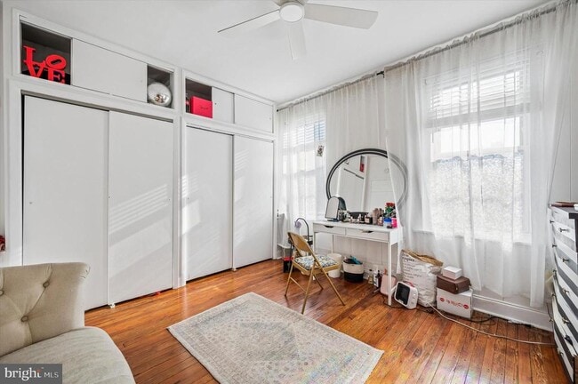 Building Photo - 1820 N Mascher St