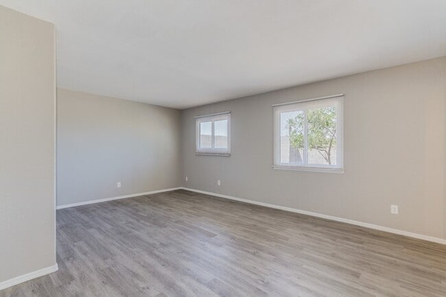 Building Photo - ? Newly Remodeled! 3-Bed/2-Bath in North P...