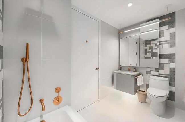 Building Photo - 1 bedroom in Brooklyn NY 11201