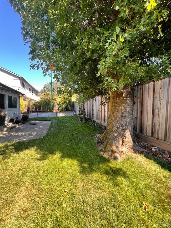 Building Photo - 5320 San Luis Ave