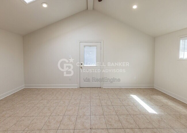 Building Photo - 6102 21st St