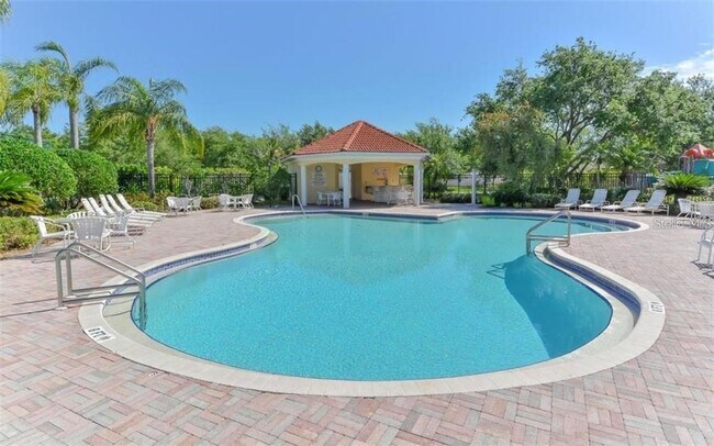 Building Photo - 6754 W Country Club Ln