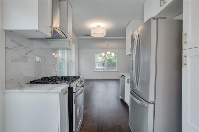 Building Photo - 4500 Avenue H