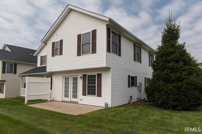 Building Photo - 1331 S Stella Dr