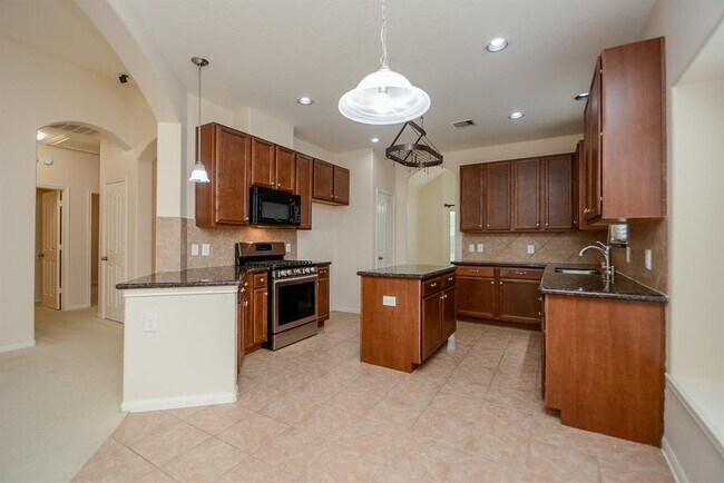 Building Photo - 10030 Arcadian Spgs Ln