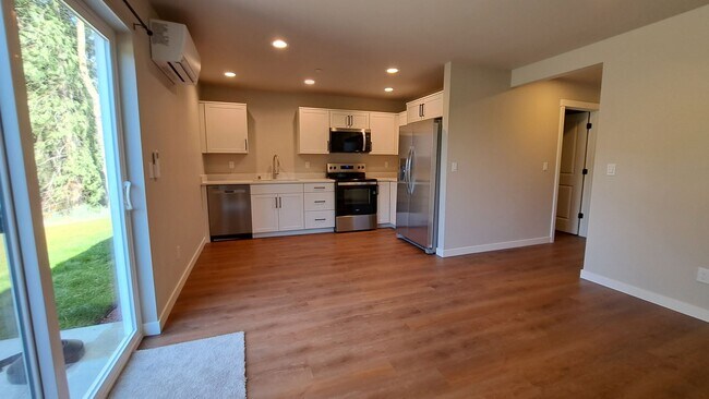 Building Photo - 3113 E Camellia Way