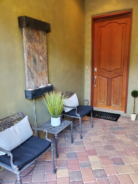 Building Photo - 4907 Bayshore Blvd