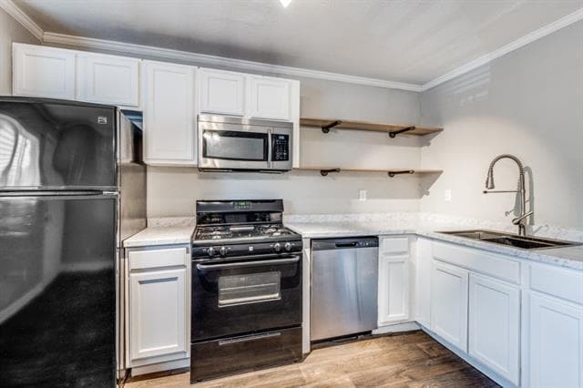 Primary Photo - 1505 W Lovers Ln