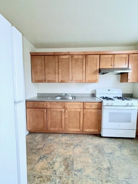 Building Photo - 220 Prospect Ave