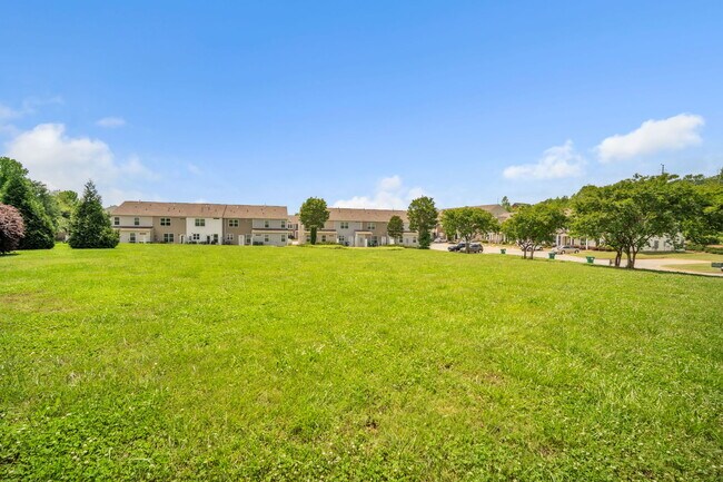 Building Photo - 351 Intrepid Ct