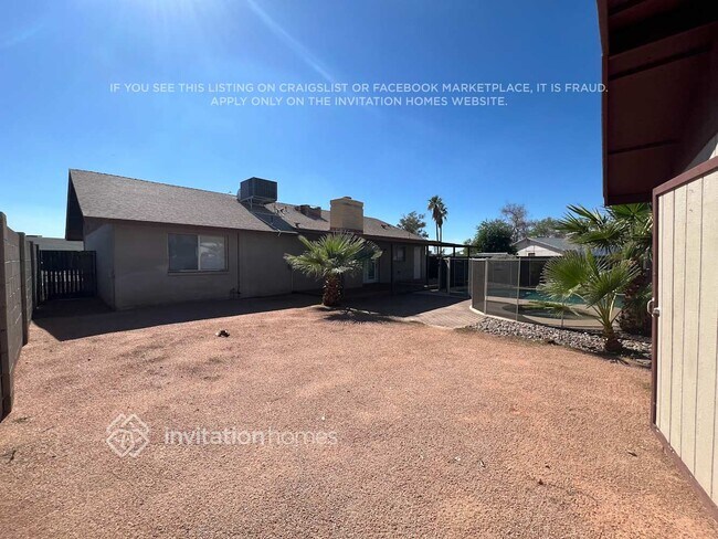 Building Photo - 1660 E Impala Ave