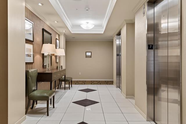 Building Photo - 3225 Turtle Creek Blvd