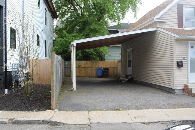 Building Photo - 38 Fisk Ave