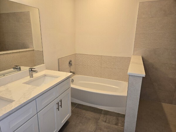 Building Photo - 922 Centaury Dr