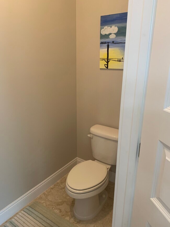 Building Photo - 161 Escanaba Ave