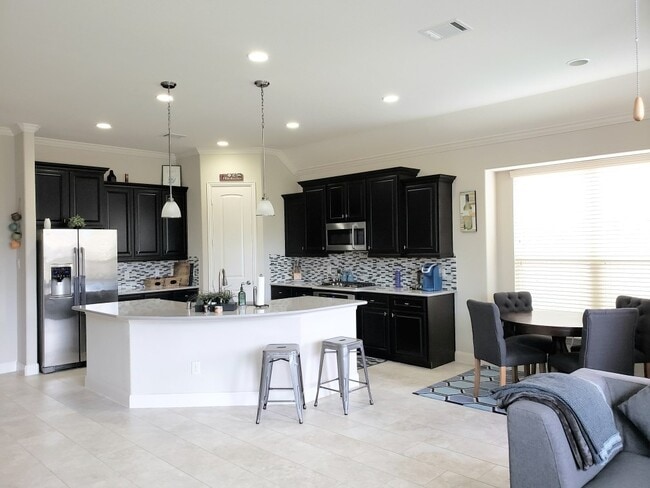 Building Photo - 10527 Angeline Springs Ln