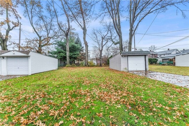 Building Photo - 1721 Tuxedo Ave