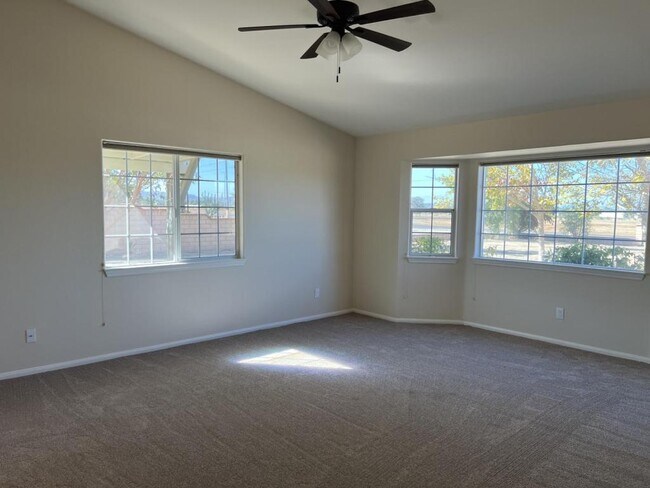 Building Photo - 25805 McLaughlin Rd