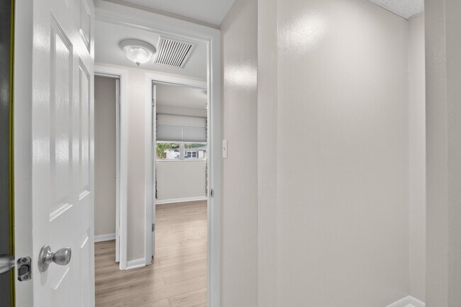 Building Photo - 5600 33rd Ave N