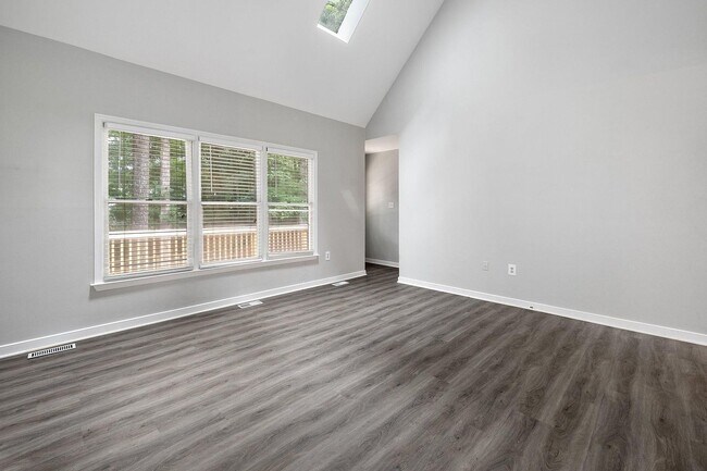 Building Photo - 5608 Chatmoss Rd