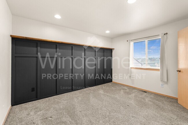 Building Photo - Coming Soon First Week of September!! Beautiful 3-bedroom Home Next To Black Bay Park In Post Falls